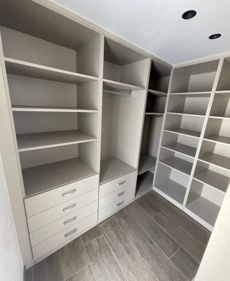 photo_5803094545041308536_y